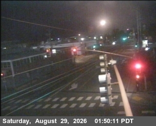 T251N -- SR-13 : E13 AT 7TH ST - Looking North live camera view